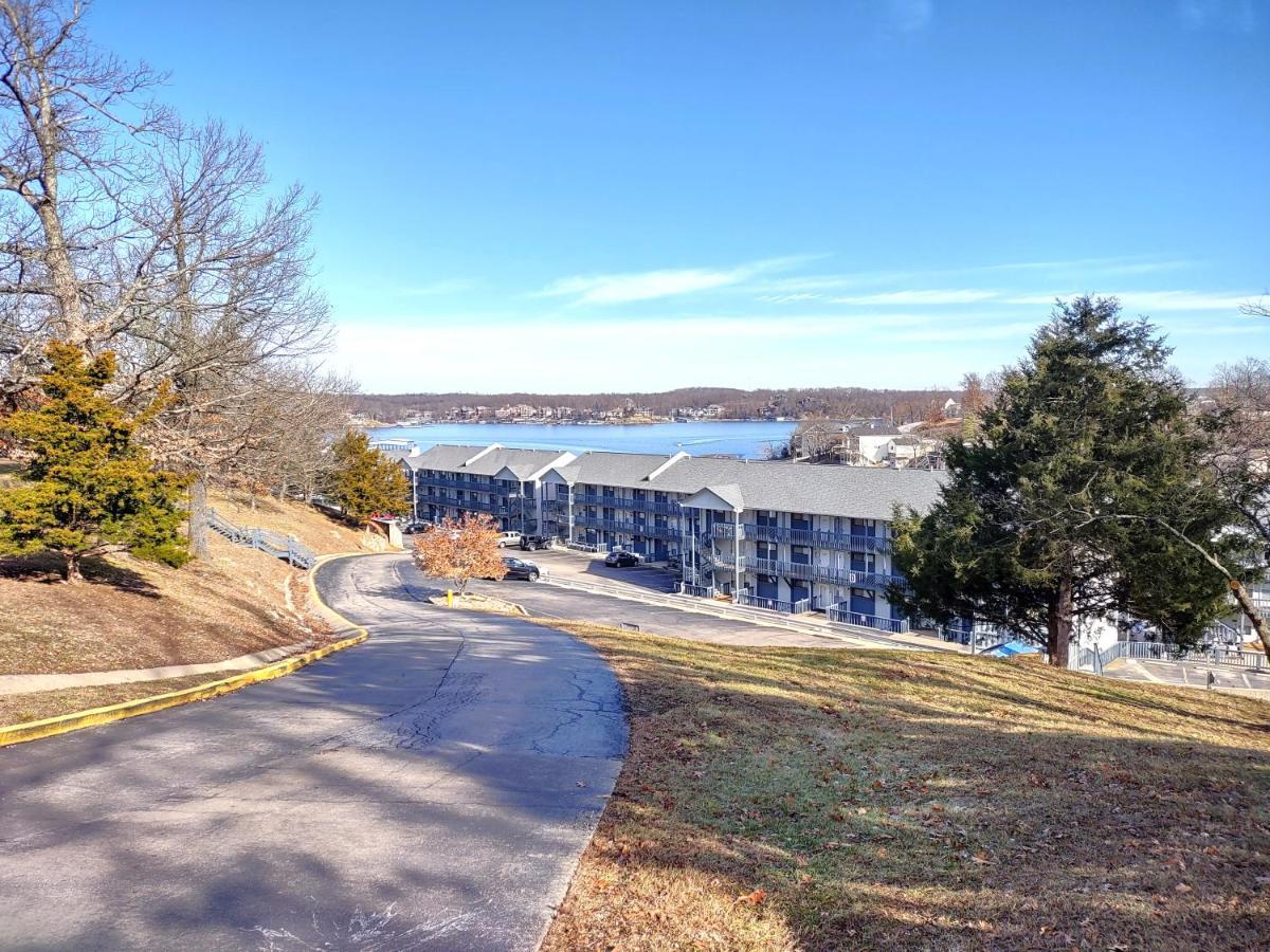 B Lakefront! Remodeled, Boat Slip, Patio Views, Pool, Boat Ramp, Wifi Osage Beach Zewnętrze zdjęcie