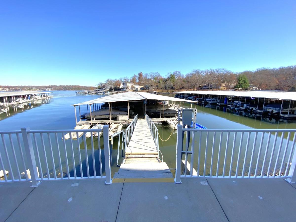 B Lakefront! Remodeled, Boat Slip, Patio Views, Pool, Boat Ramp, Wifi Osage Beach Zewnętrze zdjęcie