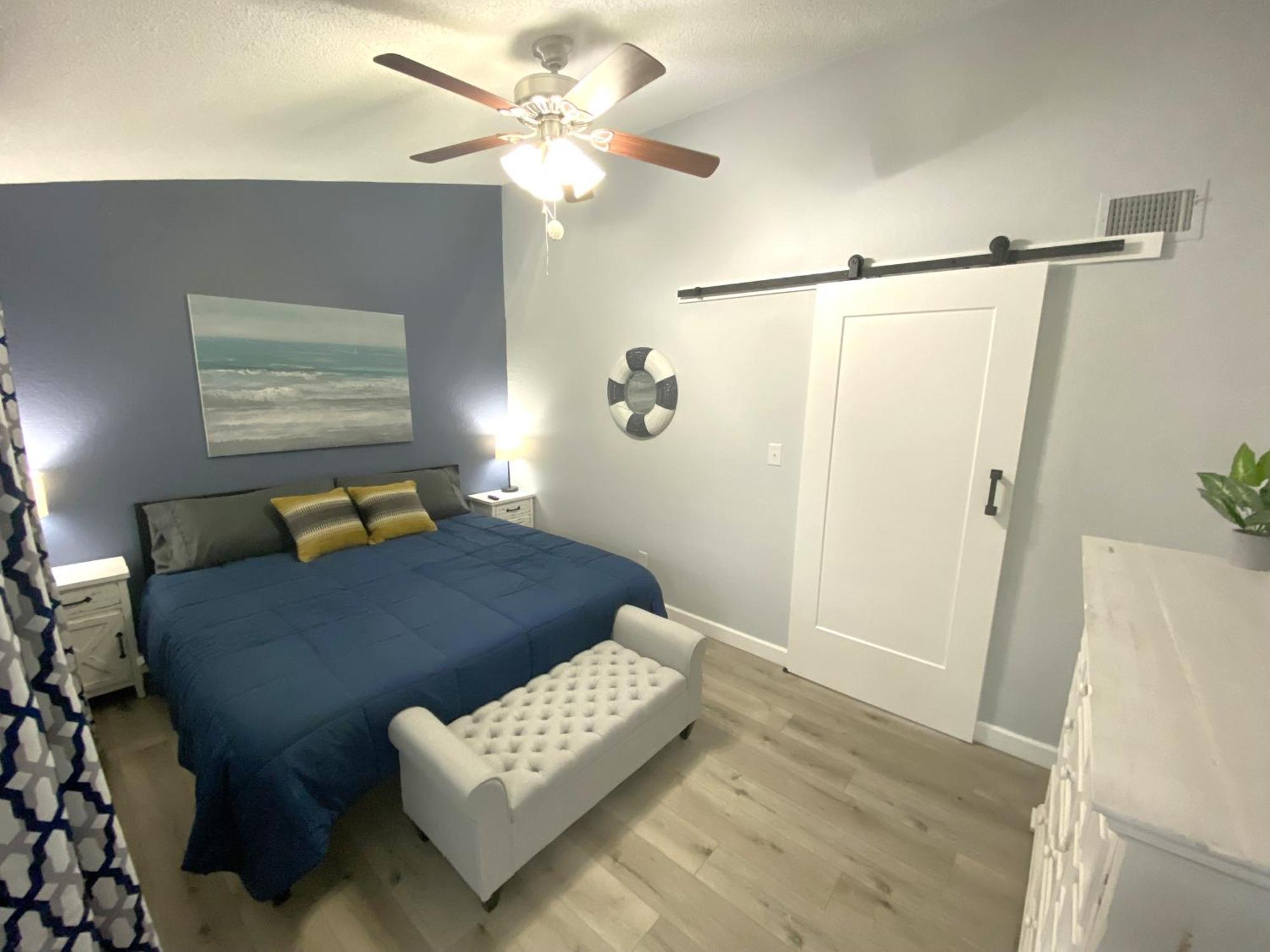 B Lakefront! Remodeled, Boat Slip, Patio Views, Pool, Boat Ramp, Wifi Osage Beach Zewnętrze zdjęcie