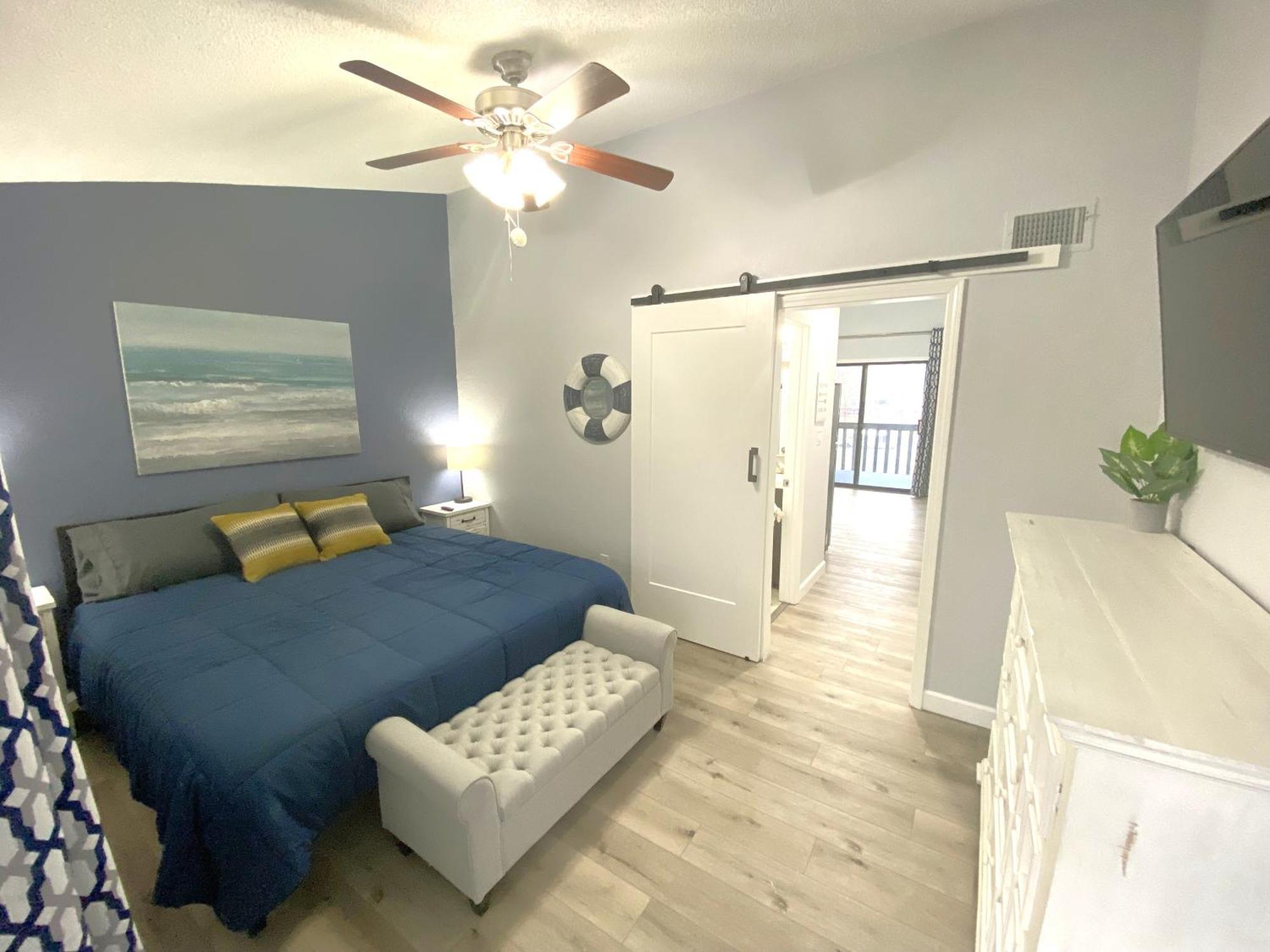 B Lakefront! Remodeled, Boat Slip, Patio Views, Pool, Boat Ramp, Wifi Osage Beach Zewnętrze zdjęcie
