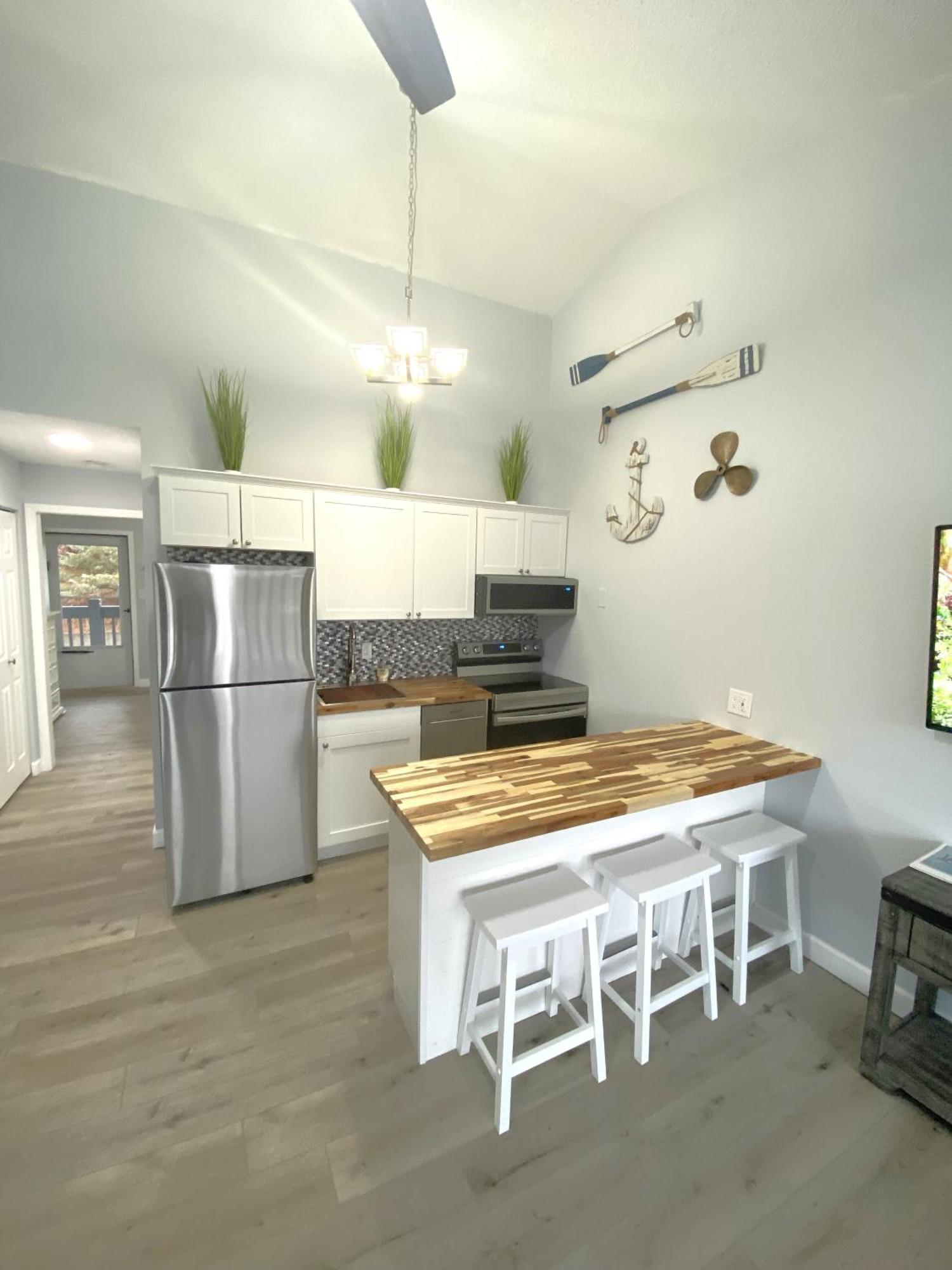 B Lakefront! Remodeled, Boat Slip, Patio Views, Pool, Boat Ramp, Wifi Osage Beach Zewnętrze zdjęcie