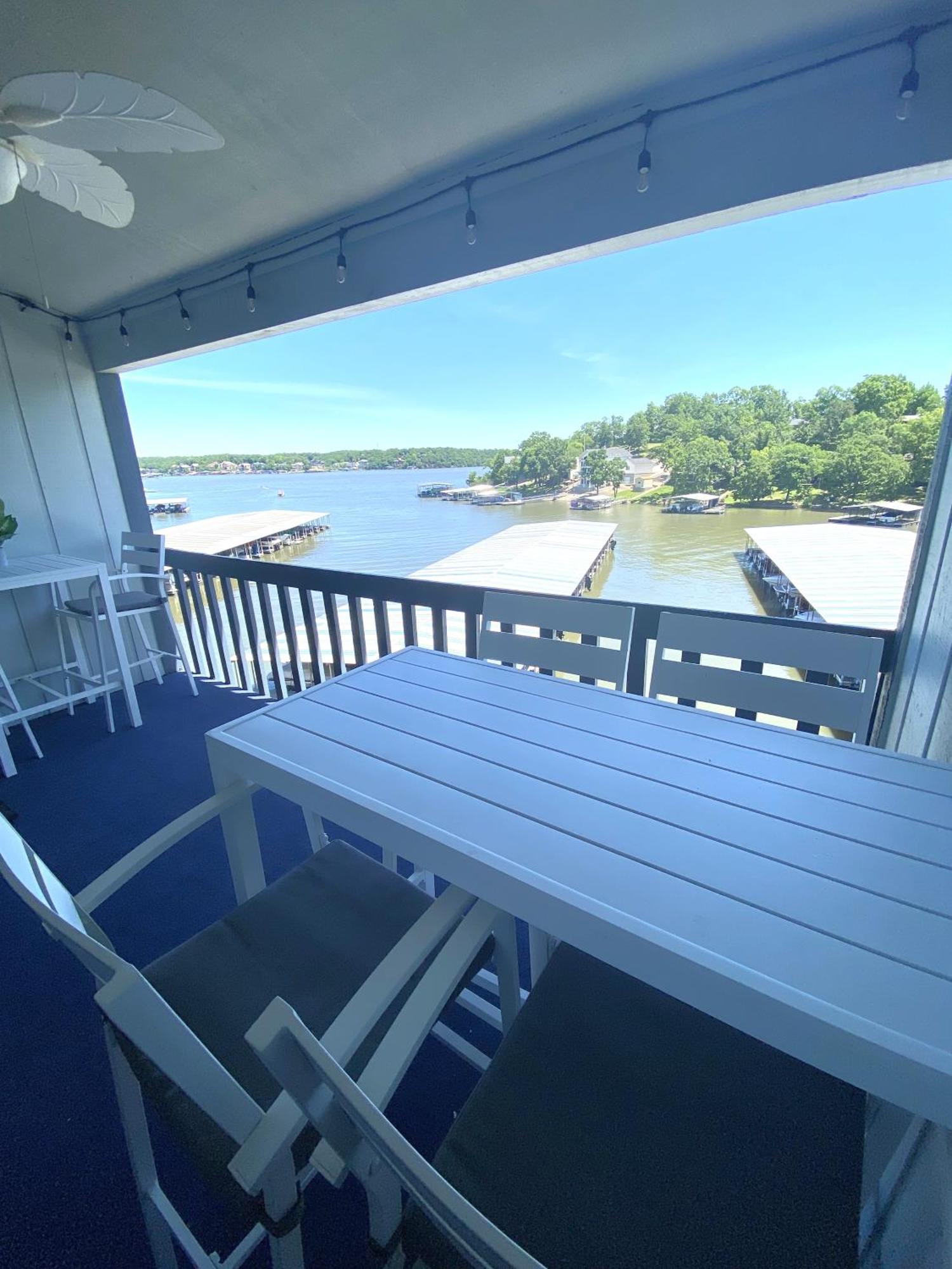 B Lakefront! Remodeled, Boat Slip, Patio Views, Pool, Boat Ramp, Wifi Osage Beach Zewnętrze zdjęcie