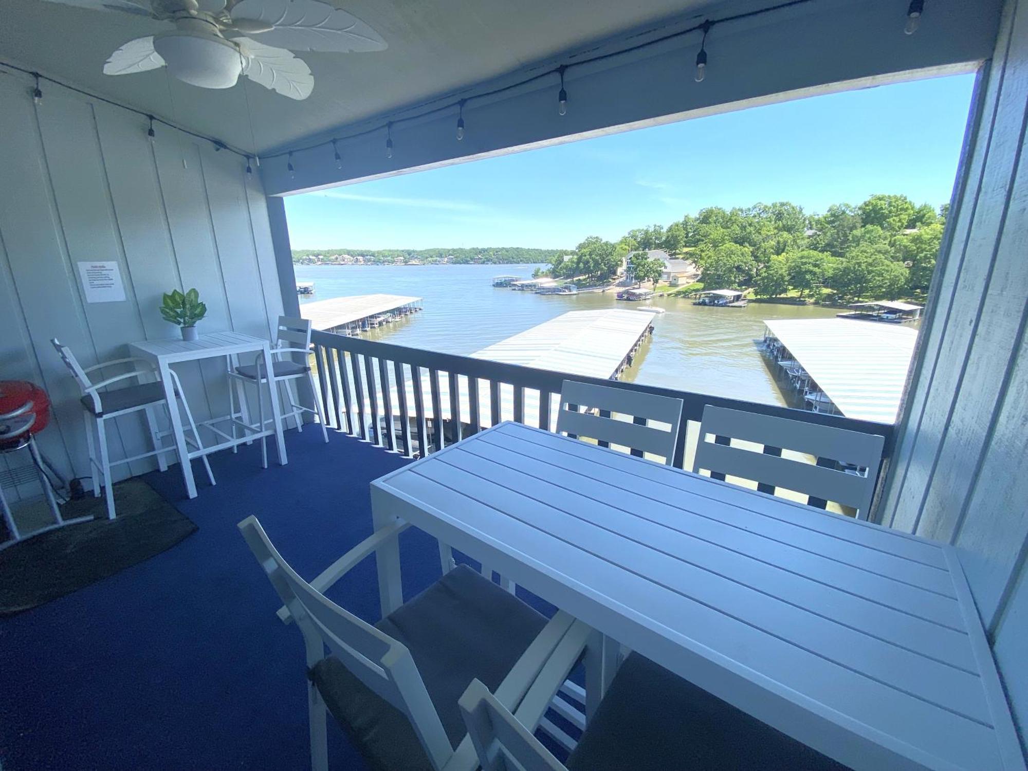 B Lakefront! Remodeled, Boat Slip, Patio Views, Pool, Boat Ramp, Wifi Osage Beach Zewnętrze zdjęcie
